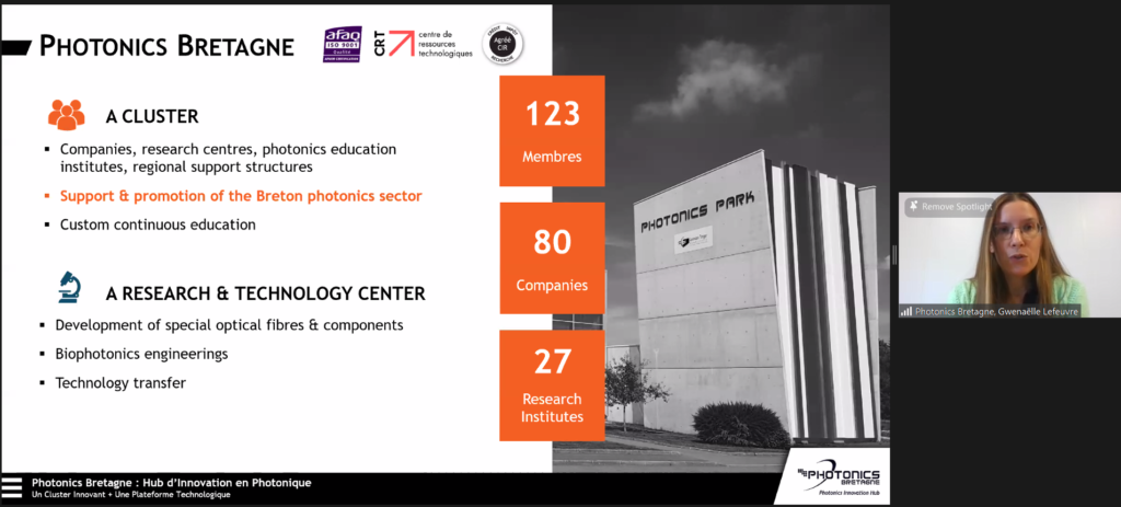 Photonics Bretagne is a cluster of companies and research centers, but also a Research & Technology Center. That's why education is at their core.